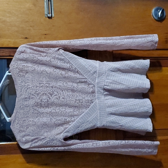 BCBGMAXAZRIA Lace Pink Blouse XS - Picture 6 of 6